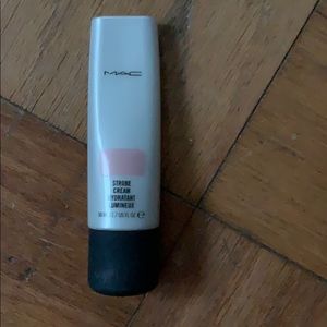 Makeup, urban decay, mac, primer, brows, powder